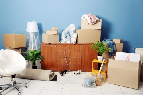 Van loading assistance for a local move in Twickenham