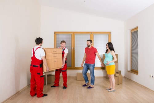 Small flat removal support in Twickenham area