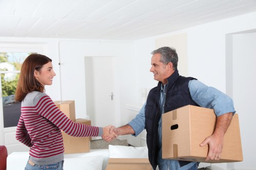 Twickenham local removal service for flats, homes, and offices
