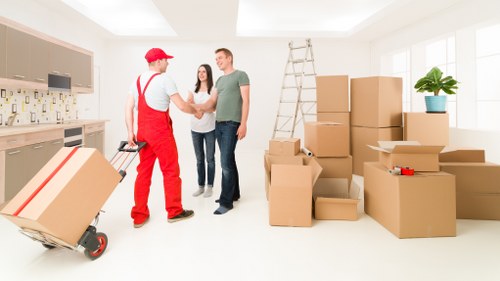 Choosing the right removal truck size for a local move